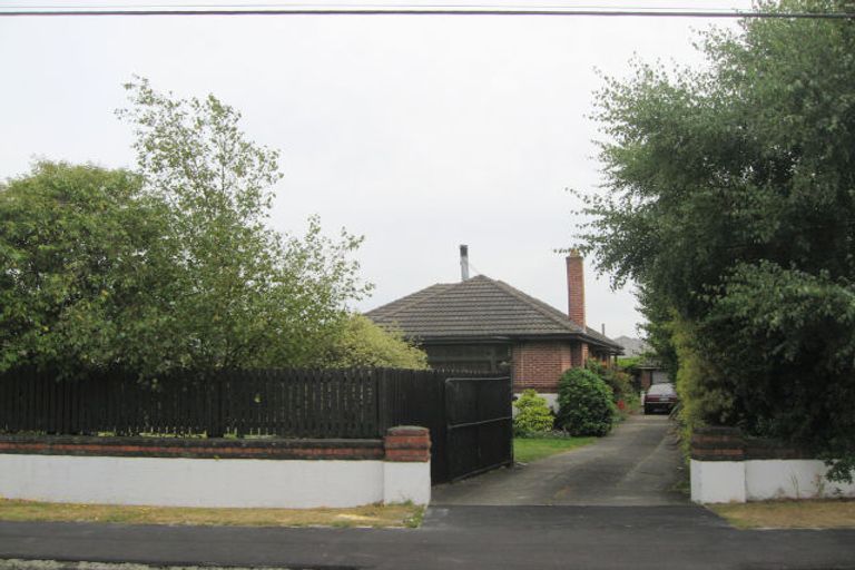 Photo of property in 1 Croziers Road, St Albans, Christchurch, 8052