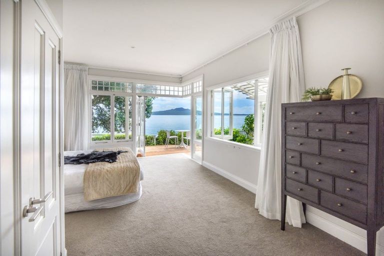 Photo of property in 52 Cheltenham Road, Devonport, Auckland, 0624