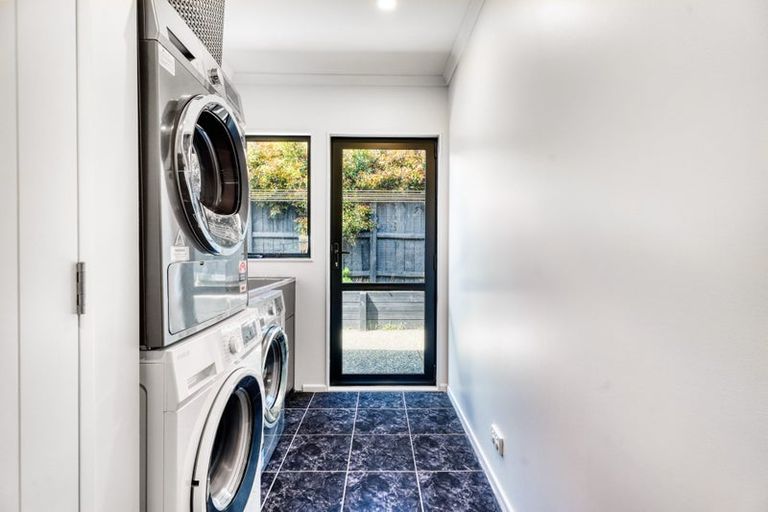 Photo of property in 5 Phoenicia Court, The Gardens, Auckland, 2105