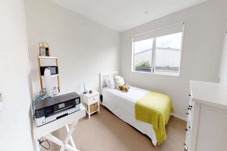 Photo of property in 24a Bunnythorpe Road, Papakura, 2110