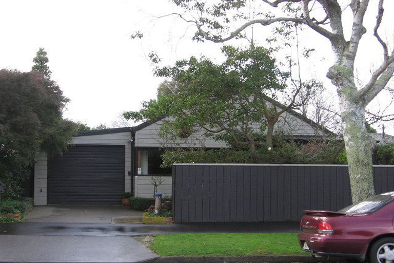 Photo of property in 3 Franklin Avenue, Hokowhitu, Palmerston North, 4410