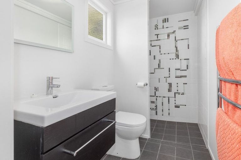 Photo of property in 11 Whanake Street, Titahi Bay, Porirua, 5022