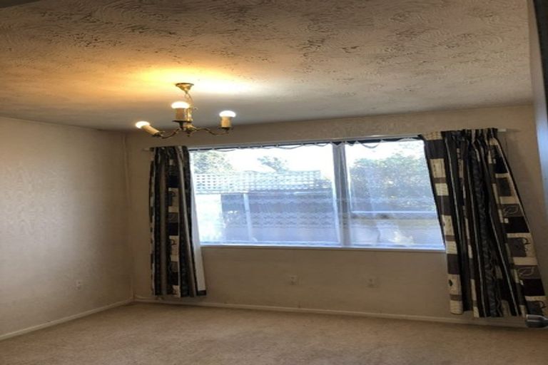 Photo of property in 1/107 Main North Road, Papanui, Christchurch, 8052