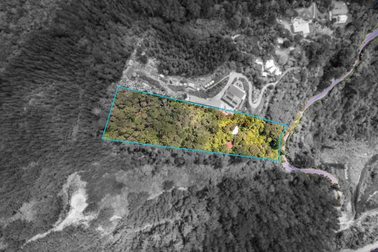 Photo of property in 220 Blue Mountains Road, Blue Mountains, Upper Hutt, 5371