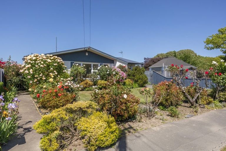 Photo of property in 4 Eastling Street, Bishopdale, Christchurch, 8053