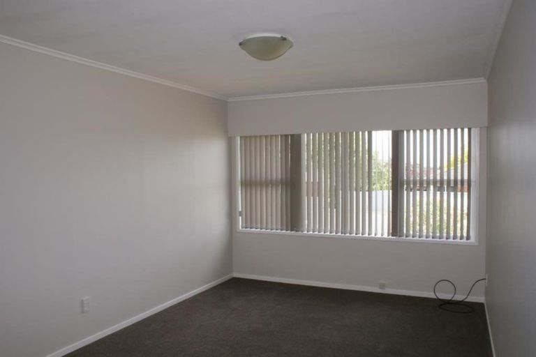 Photo of property in 2/3 Stanley Avenue, Milford, Auckland, 0620