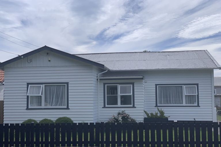 Photo of property in 253 Riverside Drive, Waterloo, Lower Hutt, 5011