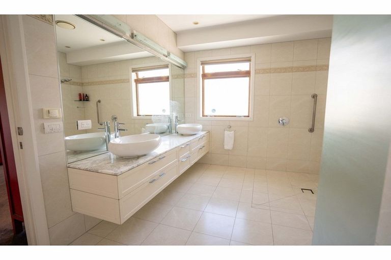 Photo of property in 24 Bourke Street, Windsor, Invercargill, 9810