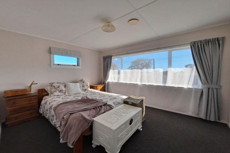 Photo of property in 4 Clyde Street, Ferndale, New Plymouth, 4310