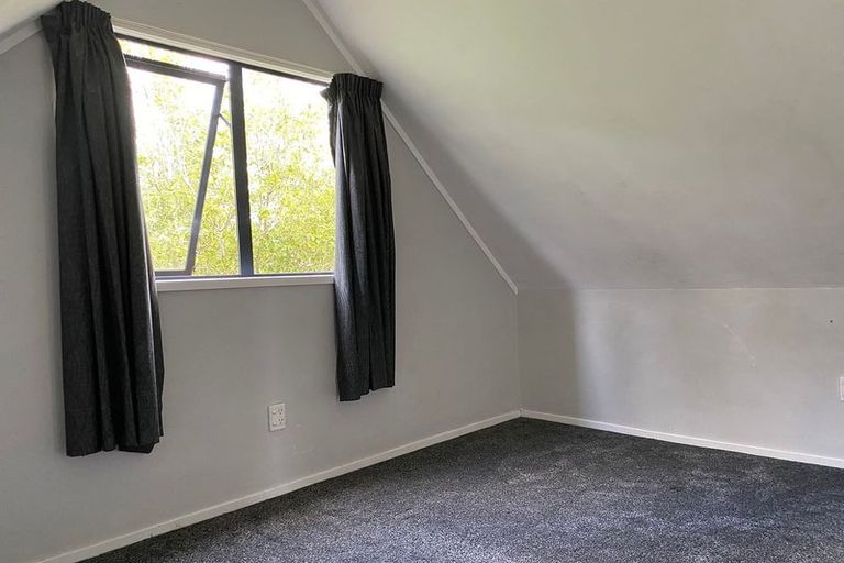 Photo of property in 15 Caspian Close, New Lynn, Auckland, 0600