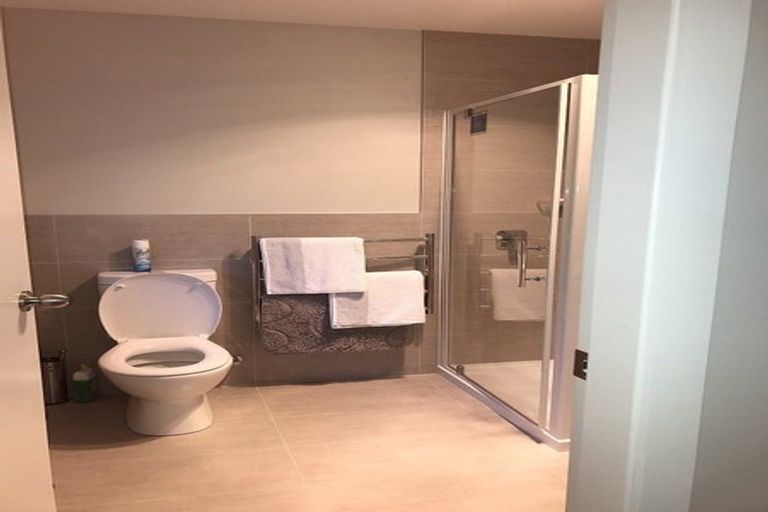 Photo of property in 16 Kowhai Grove, Raumati Beach, Paraparaumu, 5032