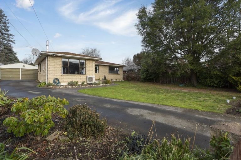 Photo of property in 43 Skerries Street, Outram, 9019