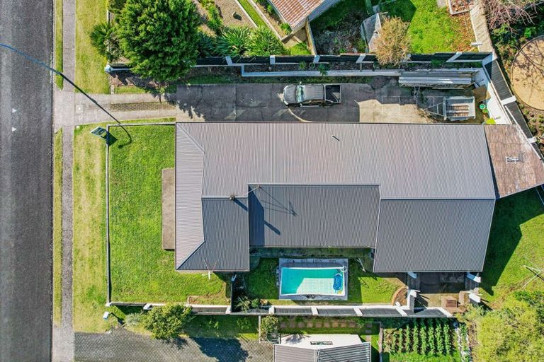 Photo of property in 49 Neri Crescent, Pomare, Rotorua, 3015