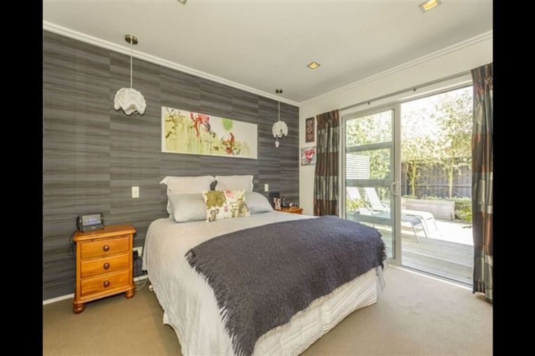 Photo of property in 29 Woodhaven Place, Parklands, Christchurch, 8083