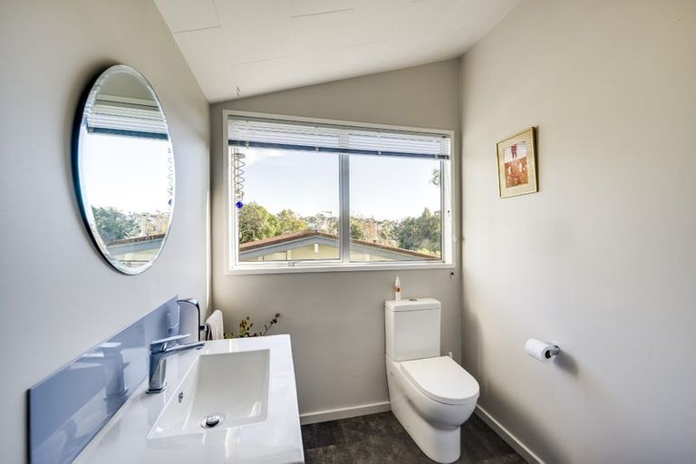 Photo of property in 18 Hadfield Terrace, Bluff Hill, Napier, 4110