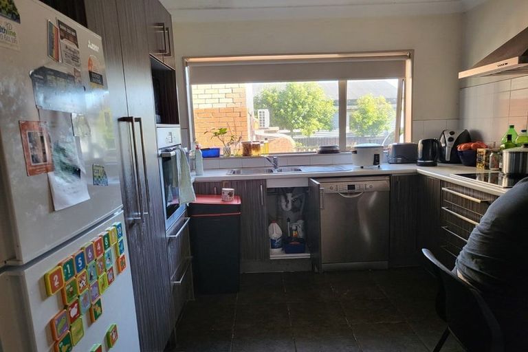 Photo of property in 7a Waterfront Road, Mangere Bridge, Auckland, 2022