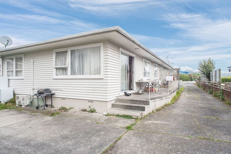 Photo of property in 54a Kapiti Road, Paraparaumu, 5032