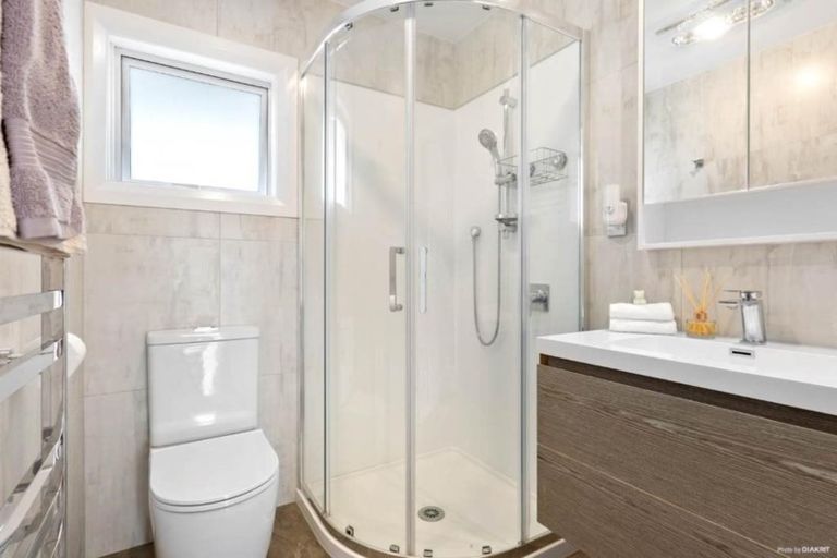 Photo of property in 3/51 Jutland Road, Hauraki, Auckland, 0622