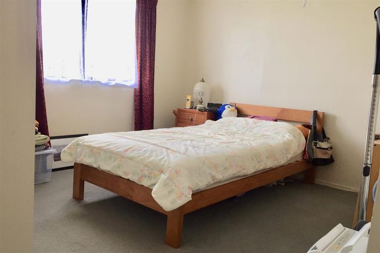 Photo of property in 1/5 Inca Place, Red Hill, Papakura, 2110