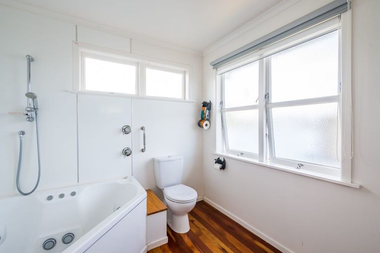 Photo of property in 26 Kiwi Road, Raumati Beach, Paraparaumu, 5032