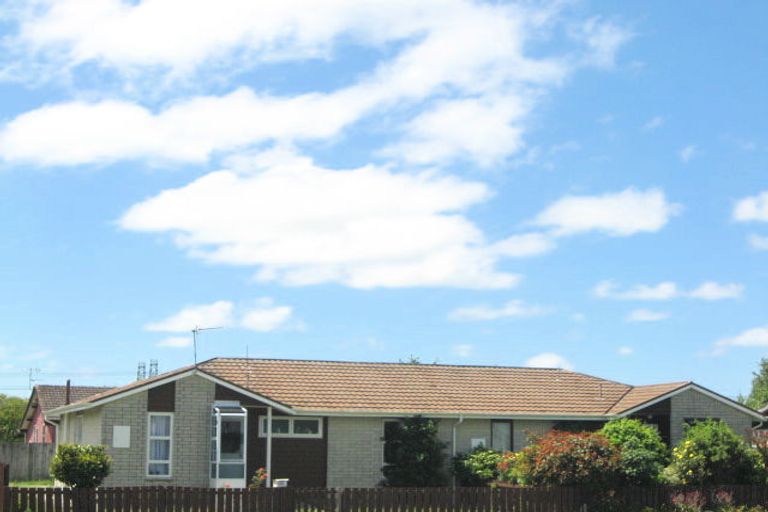 Photo of property in 2/180 Buchanans Road, Hei Hei, Christchurch, 8042