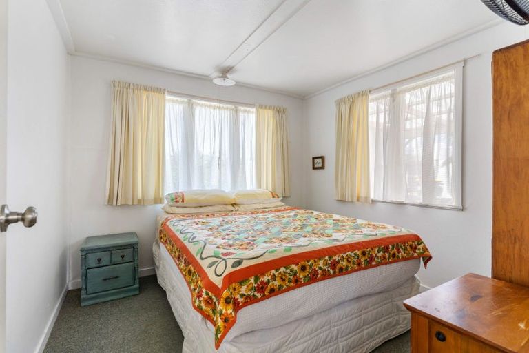 Photo of property in 106b Beverley Terrace, Whangamata, 3620
