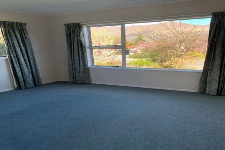 Photo of property in 21 Cherry Court, Wanaka, 9305