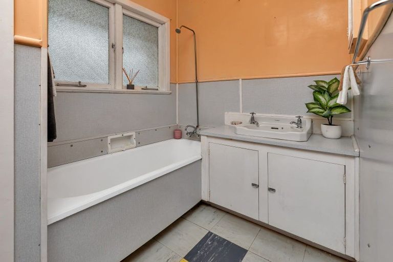 Photo of property in 4a Davies Street, Regent, Whangarei, 0112