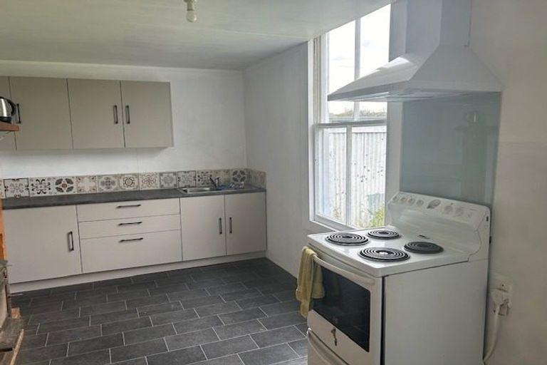 Photo of property in 14 Bibby Street, Waipawa, 4210