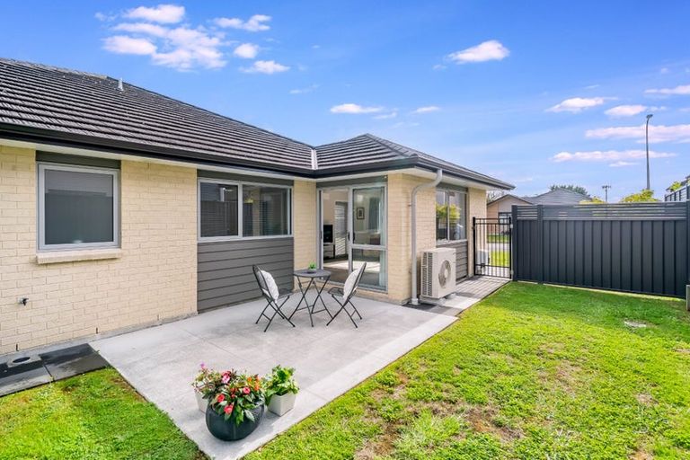 Photo of property in 15 Chalfont Road, Silverstream, Upper Hutt, 5019