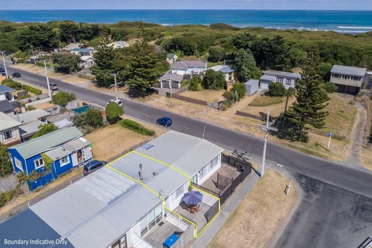Photo of property in 1/2 Himatangi Street, Himatangi Beach, Foxton, 4891