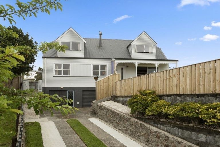 Photo of property in 77 Coopers Road, Gate Pa, Tauranga, 3112