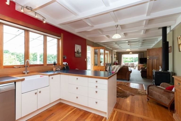Photo of property in 1725 Kakaramea Road, Ngahinapouri, Hamilton, 3290