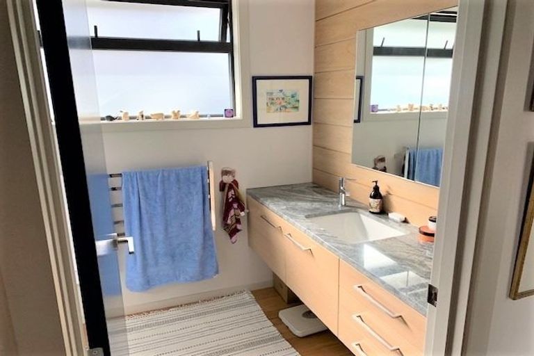 Photo of property in 96 Mcbride Street, Frankton, Queenstown, 9300