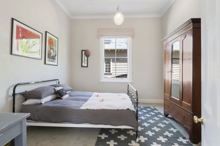 Photo of property in 24 Simeon Quay, Lyttelton, 8082