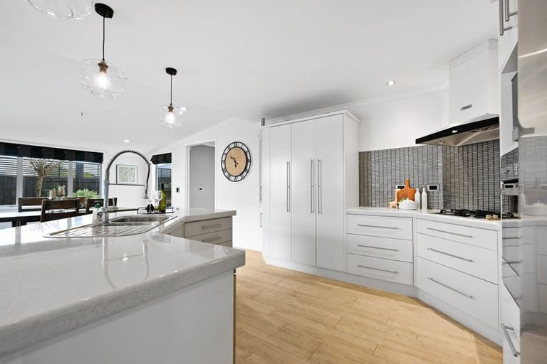 Photo of property in 16 Whistler Close, Rototuna North, Hamilton, 3210