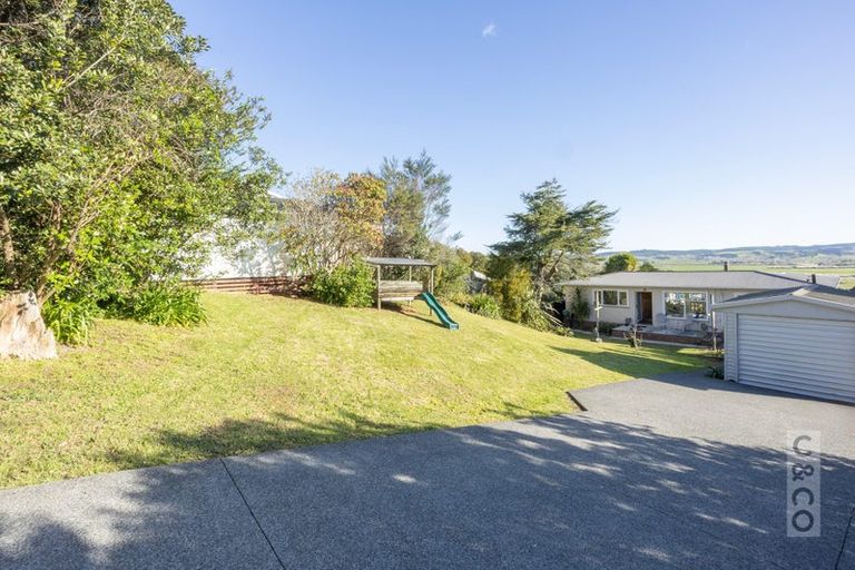 Photo of property in 67 Garfield Road, Helensville, 0800