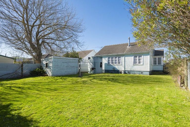 Photo of property in 8 De Lautour Road, Kaiti, Gisborne, 4010