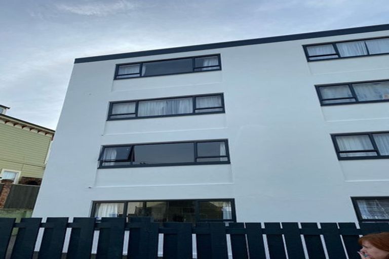 Photo of property in 10/52 Russell Terrace, Berhampore, Wellington, 6023