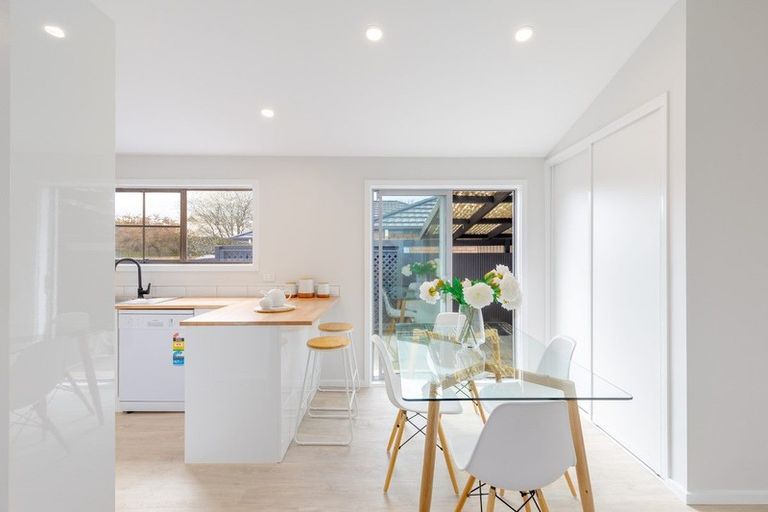 Photo of property in 10 England Street, Phillipstown, Christchurch, 8011