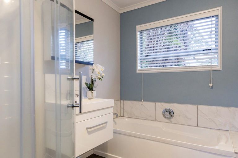 Photo of property in 2 Laughton Street, Taupo, 3330