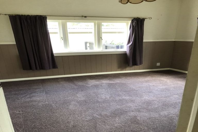 Photo of property in 46 Alice Street, Riverhead, 0820