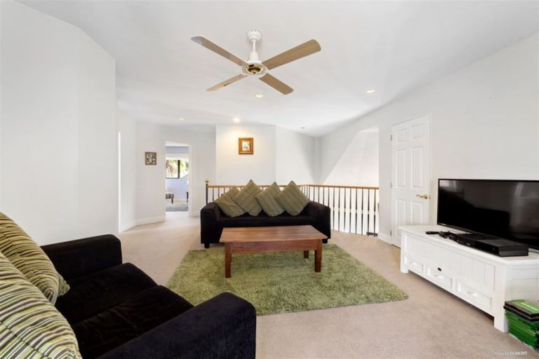 Photo of property in 41 Island View Drive, Gulf Harbour, Whangaparaoa, 0930