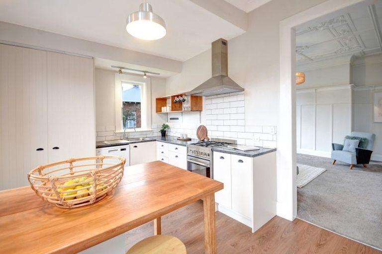 Photo of property in 356 Bay View Road, Saint Clair, Dunedin, 9012