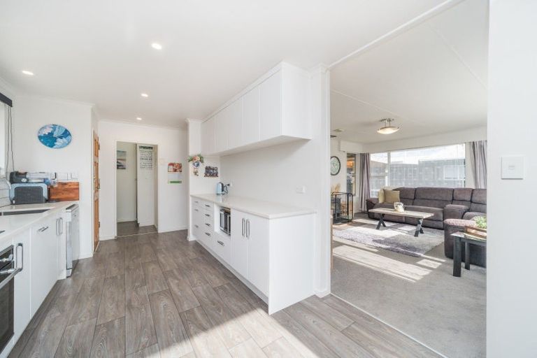 Photo of property in 124 Tremaine Avenue, Westbrook, Palmerston North, 4412