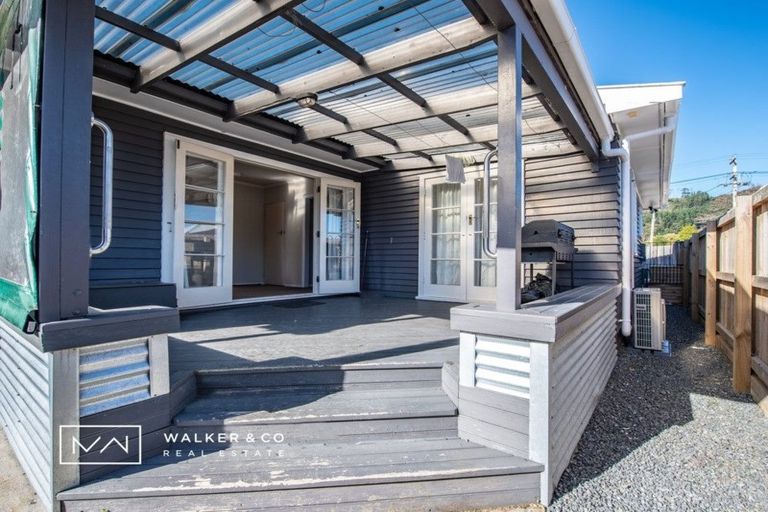 Photo of property in 34 Seddon Street, Wallaceville, Upper Hutt, 5018