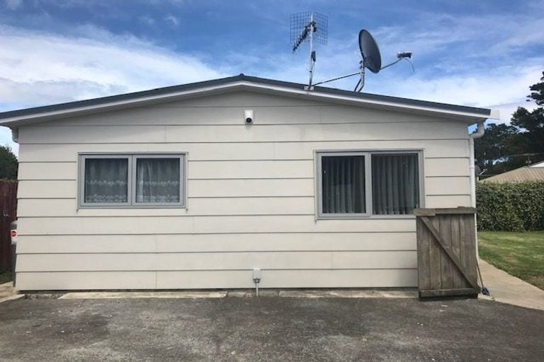 Photo of property in 16 Antalya Place, Manurewa, Auckland, 2102