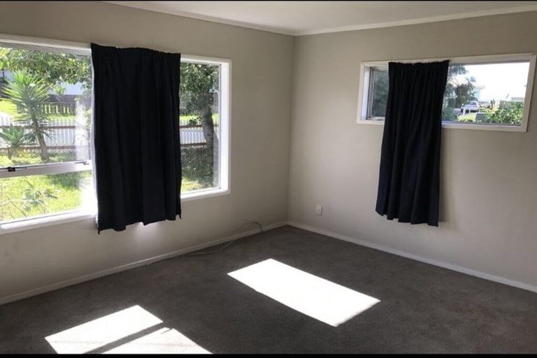 Photo of property in 7 Secretariat Place, Randwick Park, Auckland, 2105