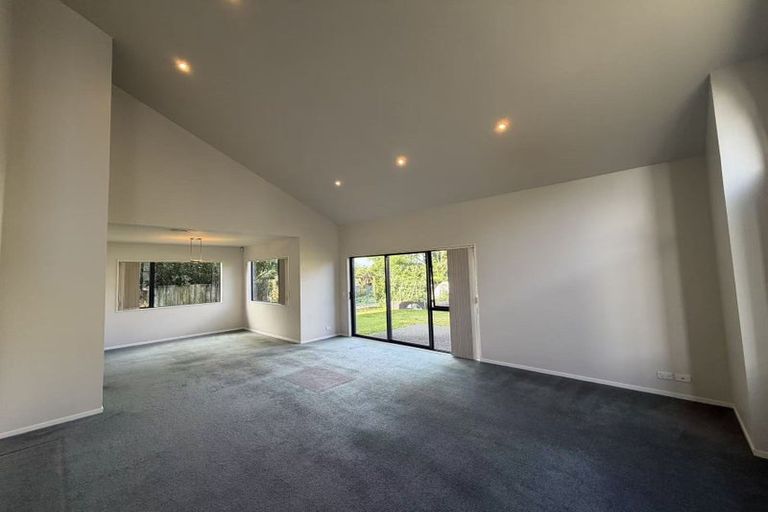 Photo of property in 133a Redoubt Road, Goodwood Heights, Auckland, 2105