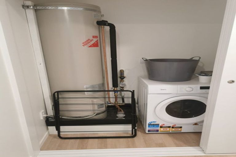 Photo of property in 206/9 East Street, Papakura, 2110